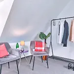 Early Year - 150 Qm Fachwerkhaus Mit Heimkino & Privat-sauna & Pool