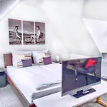 度假居 Early Year - 150 Qm Fachwerkhaus Mit Heimkino & Privat-sauna & Pool *