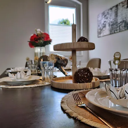 Ferien Im Fachwerkhaus Mit Heimkino & Fitnessraum & Pools Burgwedel (Lower-Saxony)