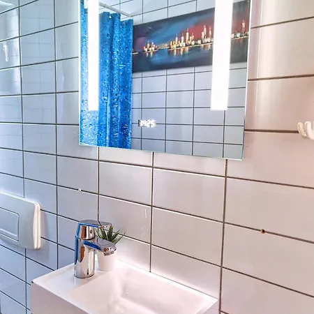 Ferien Im Fachwerkhaus Mit Heimkino & Fitnessraum & Pools Holiday home Burgwedel (Lower-Saxony)