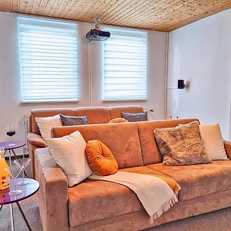 Fachwerkhaus Mit Heimkino & Privat-sauna & Pool * Burgwedel (Lower-Saxony)